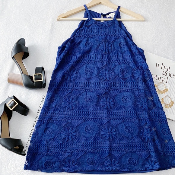 Francesca’s Blue Scalloped Lacs Mini Dress - Picture 3 of 11